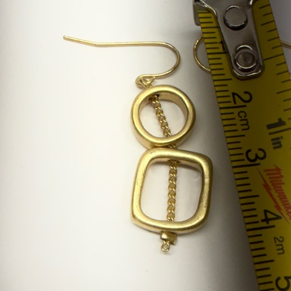 Vintage Gold-Tone Y2K Geometric Necklace and Earring Set - Picture 4 of 13